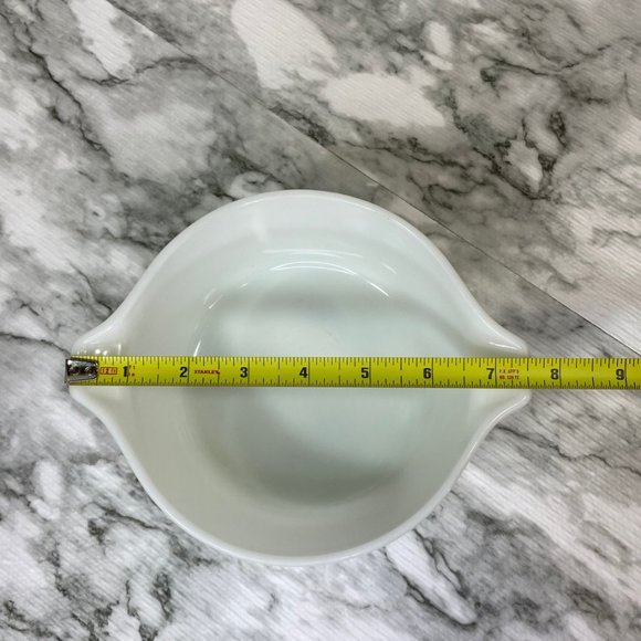 Pyrex Worn Amish Butterprint 742 1 1/2 Qt Casserole Dish - Picture 6 of 6